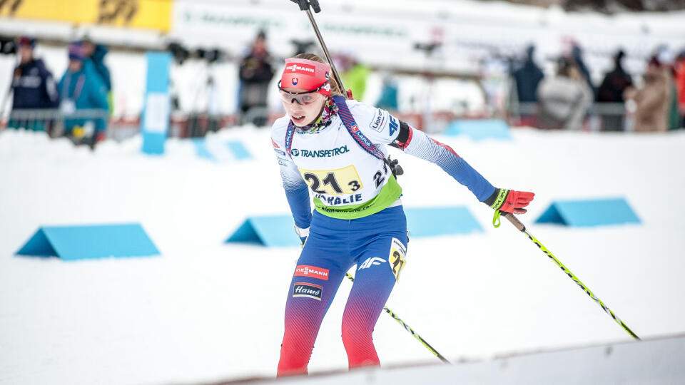 Slovenská biatlonistka Henrieta Horvátová vybojovala v nedeľných vytrvalostných pretekoch junioriek na 12,5 km na MS v rakúskom Obertilliach striebornú medailu.