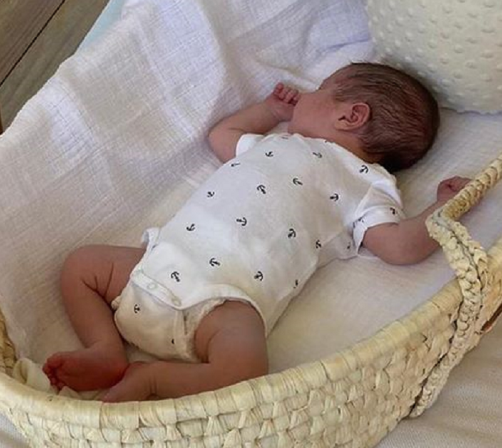 Prešli dva týždne a Dominika odhalila rozkošného synčeka v celej kráse. Záber synčeka Jakubka obletel sociálne siete a dojal tisíce fanúšikov, ale aj osobností zo sveta tenisu či šoubiznisu.