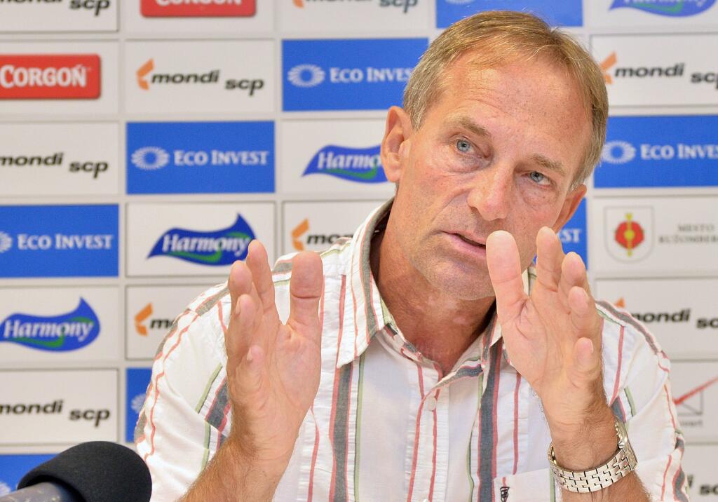 Ladislav Jurkemik: „Keď ho odtiaľto v roku 2012 vyštvali, tak som povedal, že vyštvali nášho najlepšieho trénera. Preto si jednoznačne myslím, že by bol pre mňa najlepším trénerom do reprezentácie Vlado Weiss. Plne s tým súhlasím, aby ho angažovali.“