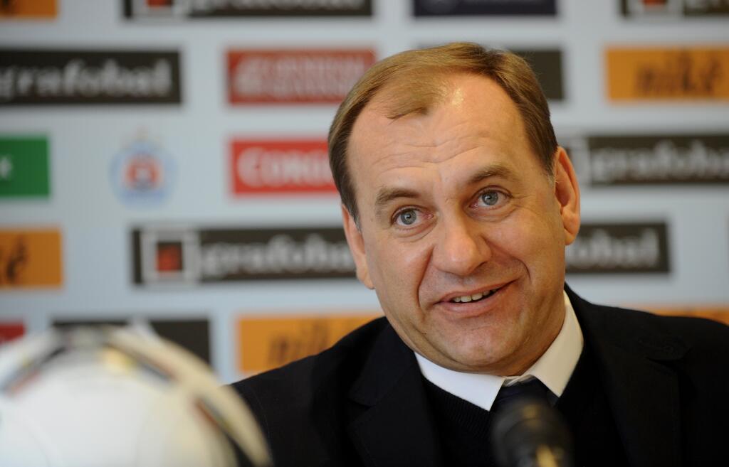 V skupinovej fáze EL následne Slovan vyzval Redbull Salzburg, Athletic Bilbao, ale aj francúzskeho giganta Parížom Saint Germain, ktorým uhral bezgólovú remízu.