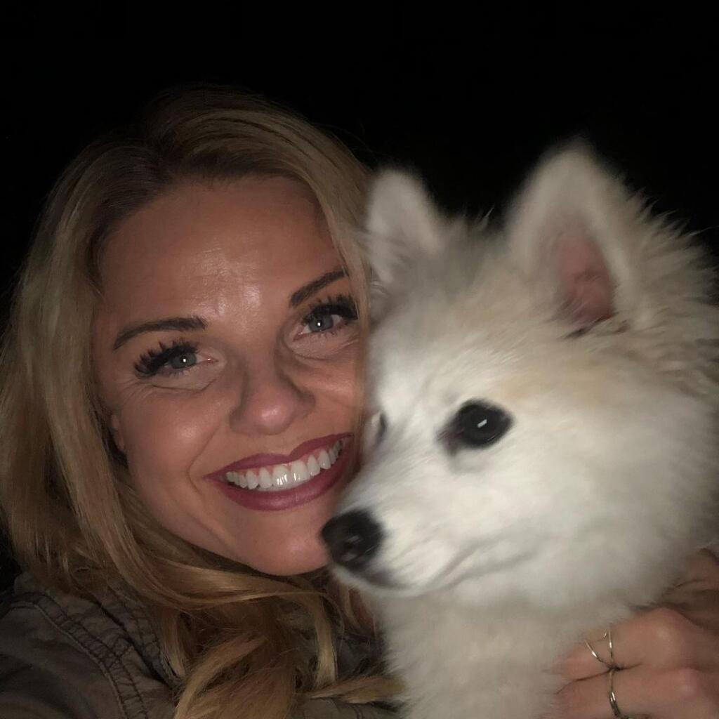 Mladého quarterbacka draftoval New York Jets a na drafte sa s ním objavila poriadne sexi blondína. Internet okamžite začal riešiť, ktože sa to objavil po Wilsonovom boku, až prišiel na to, že to nie je jeho priateľka, ale mama.