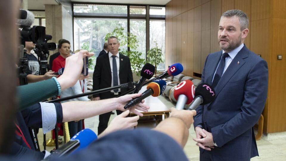 SR vláda schôdza zasadnutie BAX