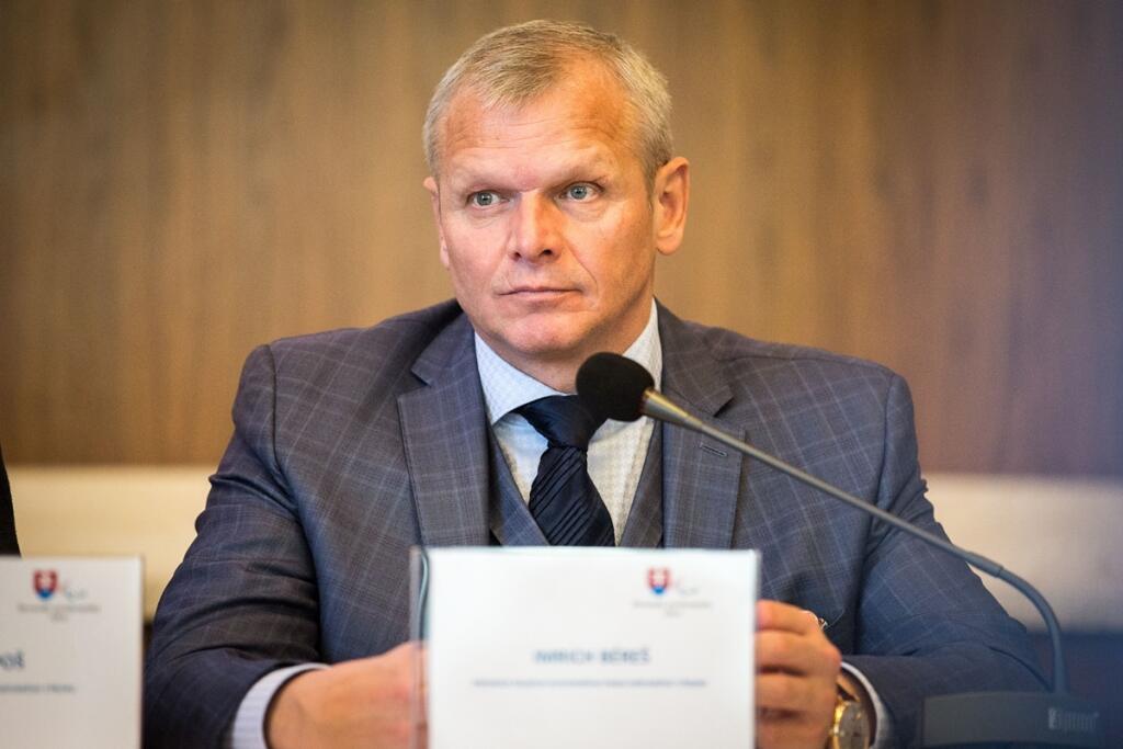 Pravdepodobný kandidát na prezidenta Imrich Béreš mal zbiť svoju manželku