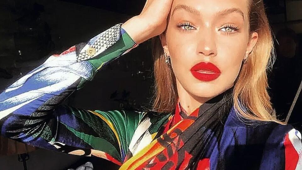 Aj Gigi Hadid prepadla novej insta póze, v´daka ktorej má vždy dokonale napnutú pleť.