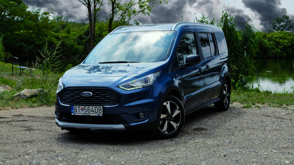 Ford Tourneo Active.