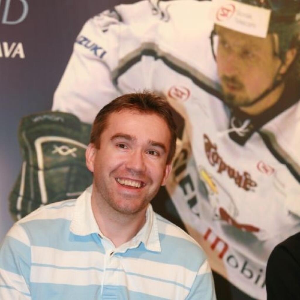 Žigmund Pálffy na tlačovej konferencii.