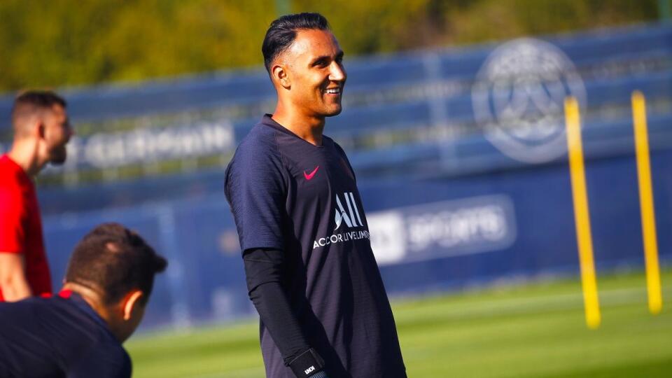 Keylor Navas už začal zarezávať s Parížanmi.