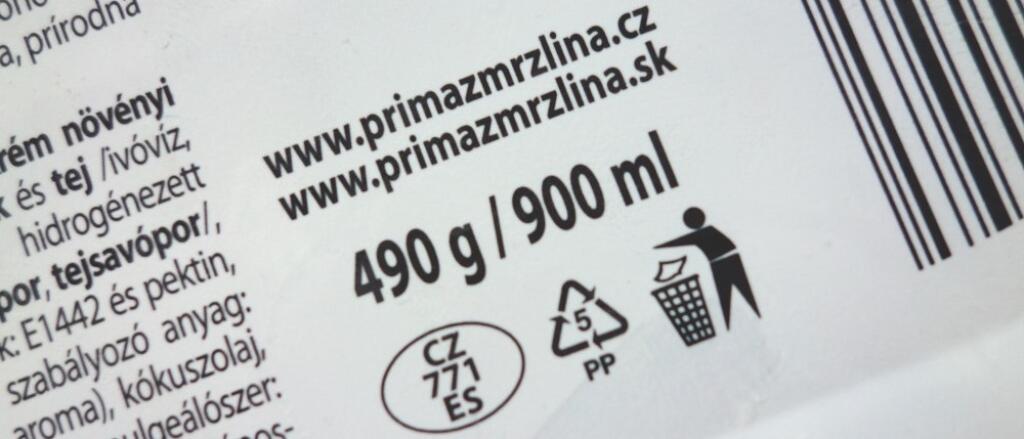 Čo sa skrýva pod šmolkovou a ktoré druhy zmrzlín sa najčastejšie falšujú