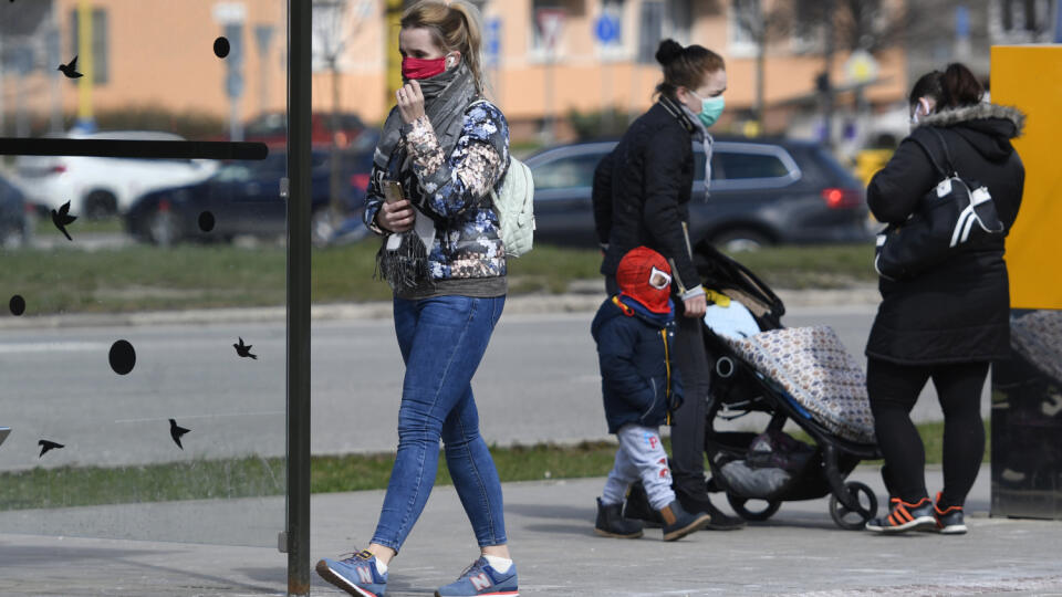 Nové mimoriadne opatrenia vstupujú do platnosti.