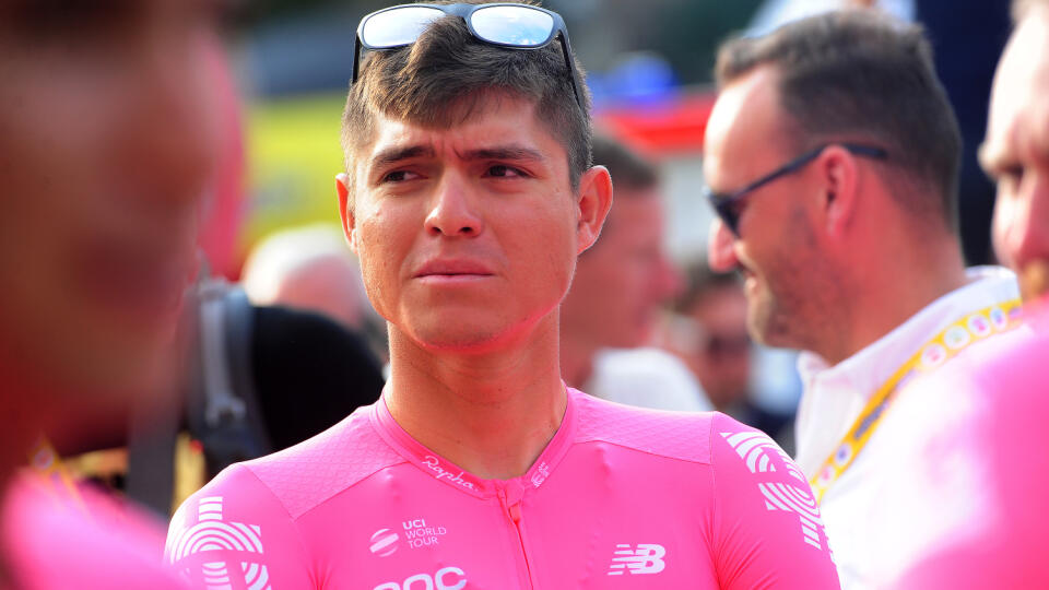 Luis Villalobos z tímu EF Pro Cycling mal pozitívny dopingový nález.