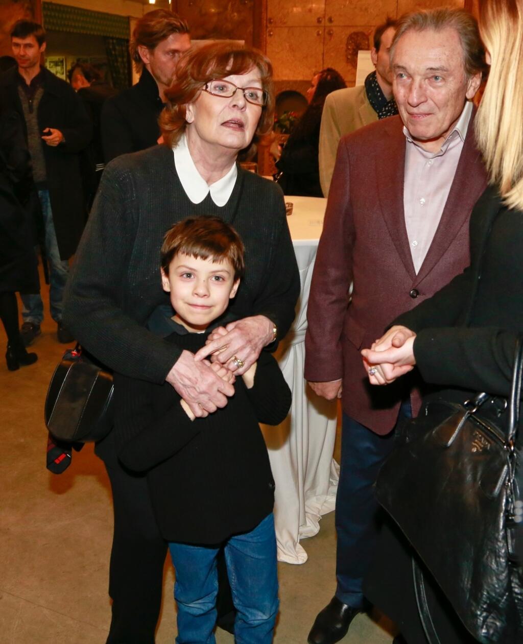 Evelyna Steimarova, Ivana Gottova , Karel Gott ; Evelyna Steimarová, Ivana Gottová , Karel Gott