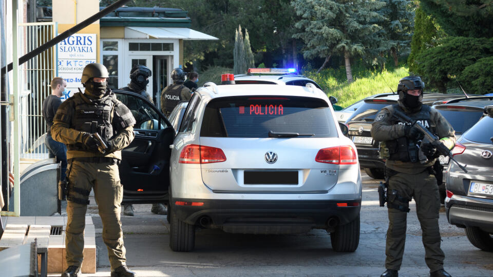 Aktualne Takacovci Na Uteku Naka Zasahuje Proti Mafianskej Skupine A Prosi Verejnost O Pomoc