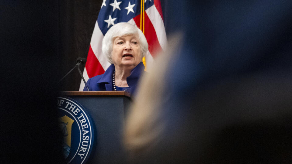 WA 37 Washington - Americká ministerka financií Janet Yellenová vystupuje na podujatí vo Washingtone vo štvrtok 21. novembra 2024. Spojené štáty uvalili vo štvrtok nové sankcie na desiatky bánk z Ruska v súvislosti s vojnou na Ukrajine. Patrí k nim aj Gazprombank, najväčšia z ruských bánk, proti ktorým dosiaľ sankcie nezaviedli. Sankcie proti finančným ústavom a predstaviteľov