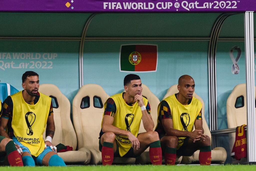To ale potom prebila arogancia, ktorou sa Ronaldo vyznamenal. Pozrite na tie povýšenecké výrazy.