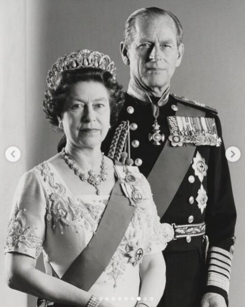 Svadba s budúcou kráľovnou Alžbetou sa konala 20. novembra 1947 vo Westminsterskom opátstve a prostredníctvom prenosu BBC ju sledovalo 200 miliónov divákov. Jeho sestry a ani nikto z nemeckých príbuzných sa na svadbe nezúčastnil, no jeho matka na ňu napriek zdravotným problémom prišla. Princ Philip sa stal vojvodom z Edinburghu a prijal tituly Jeho kráľovskej Výsosti a britského princa.