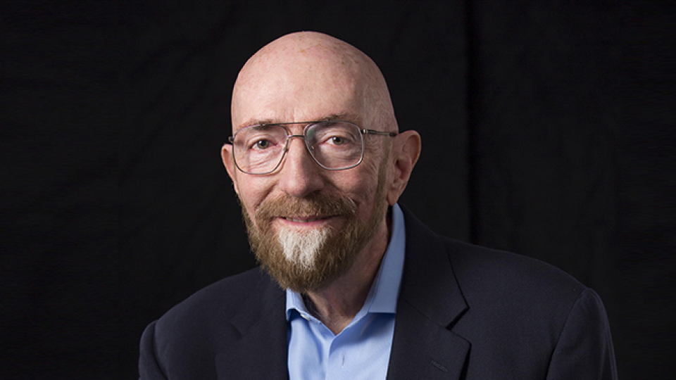 Kip Thorne ako jeden z trojice vedcov získal Nobelovu cenu v roku 2017 za prvú priamu detekciu a pozorovanie gravitačných vĺn. Kip Thorne je jedným z popredných svetových odborníkov na astrofyzikálne implikácie Einsteinovej teórie relativity. Po svojom odchode do dôchodku aktívnejšie rozbehol nové smery svojej kariéry, vrátane písania kníh, či slávneho filmu Interstellar, pri ktorom bol nielen ako poradca, ale aj ako spoluautor pôvodného konceptu filmu.