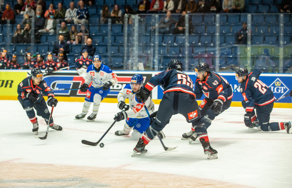 Slovan prehral s Leksandom 2:4.