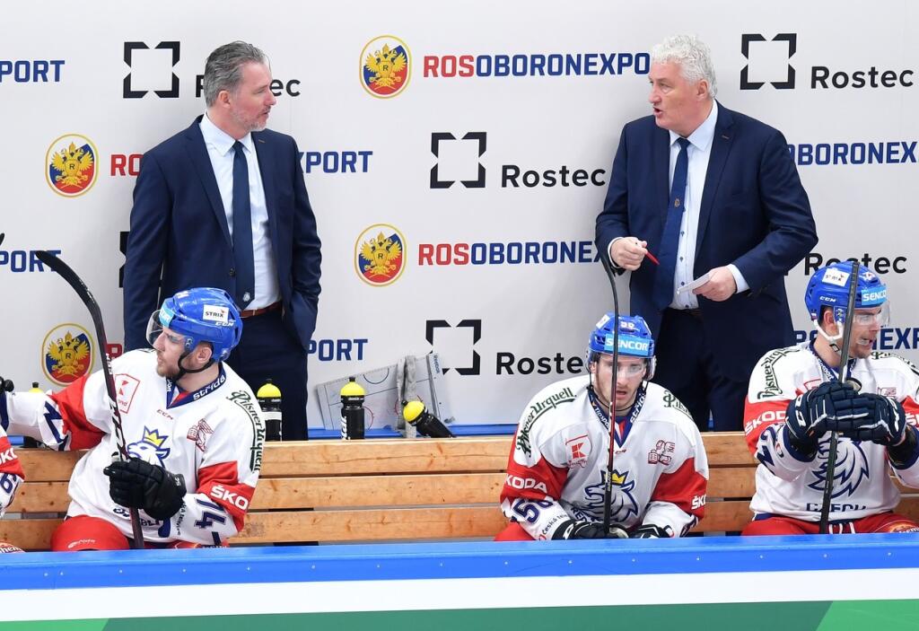 Říhovci na striedačke českej reprezentácie. Syn robil otcovi asistenta v národnom tíme.