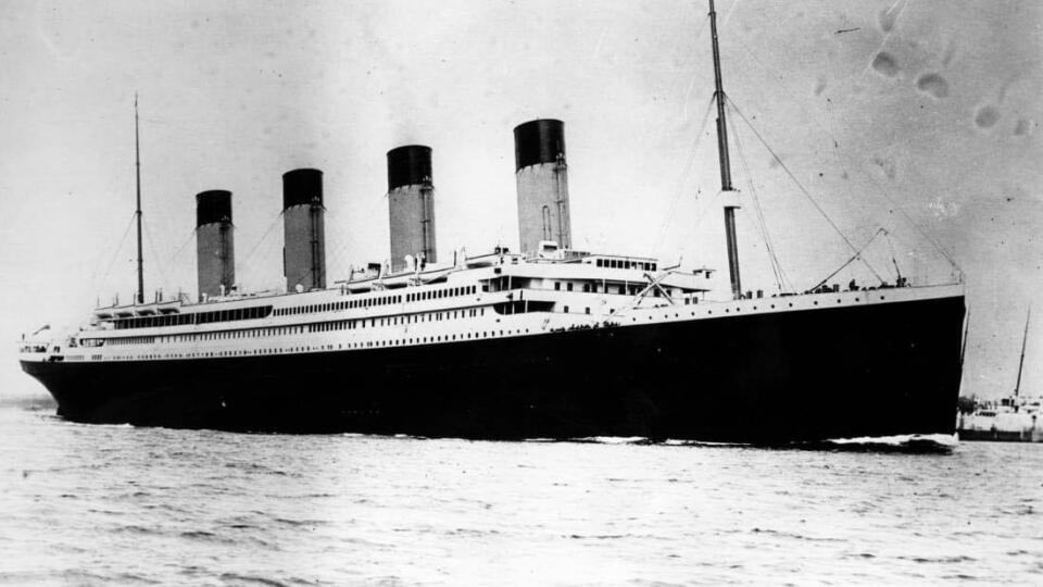 Na svoju prvú a poslednú plavbu sa Titanic vydal z britského prístavu Southampton do amerického New Yorku 10. apríla 1912.