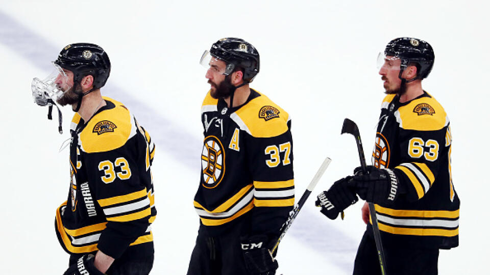 Najproduktívnejším hráčom play off zámorskej hokejovej NHL sa stal útočník Bostonu Bruins Brad Marchand so ziskom 23 bodov.