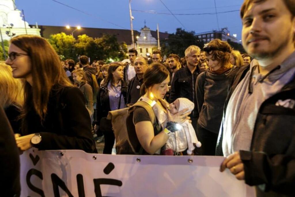 Pochod Za slušné Slovensko: Nikam neodchádzame, kauzy sa zametajú pod koberec