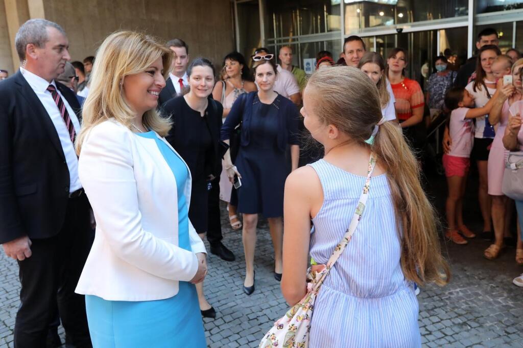 Neoficiálny postoj i pohľad prezidentky.