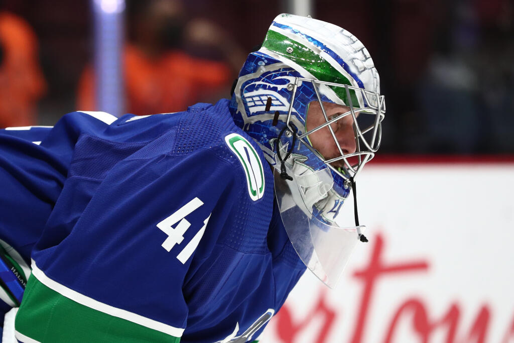 Jaroslav Halák (Vancouver Canucks) - 1 500 000 dolárov