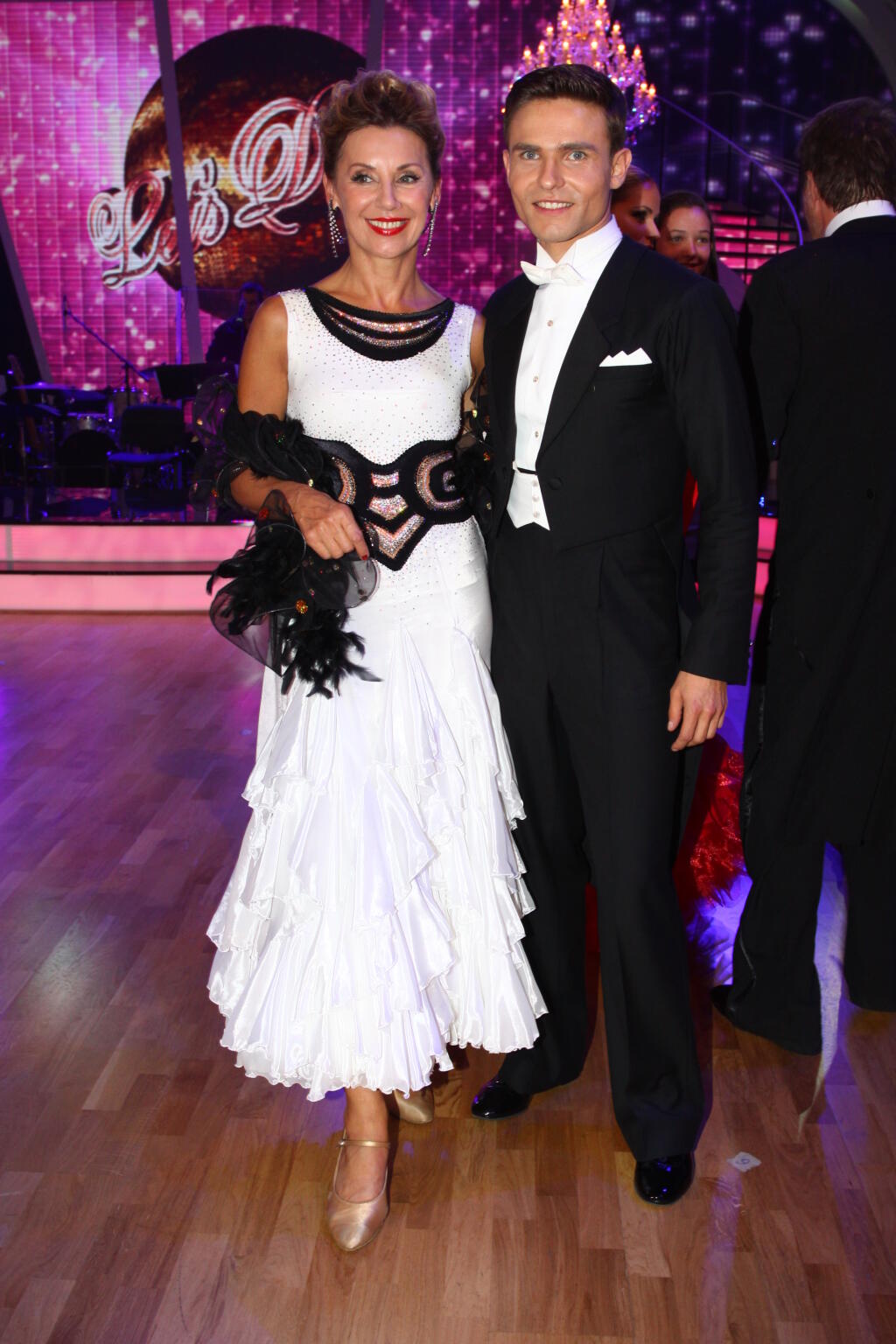 tanecna sutaz lets dance