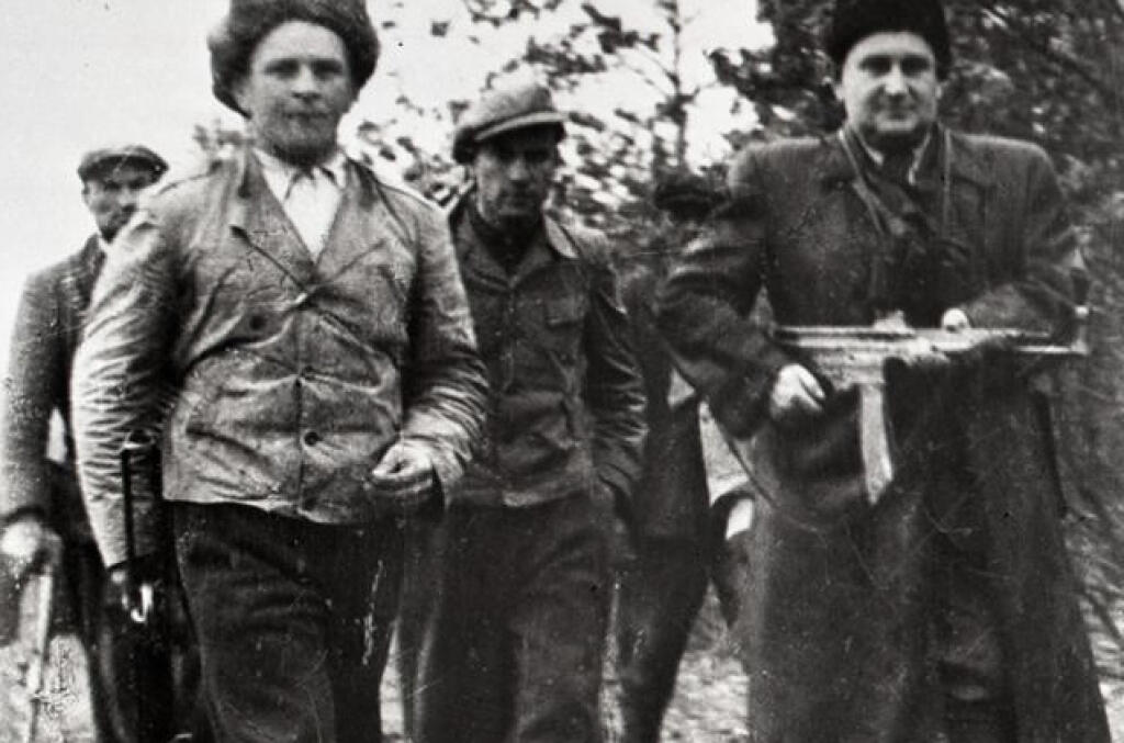 75. výročie Slovenského národného povstania. Čoraz vzácnejšie sú aj výpovede priamych účastníkov či autentické záznamy z ťažkých bojov.
