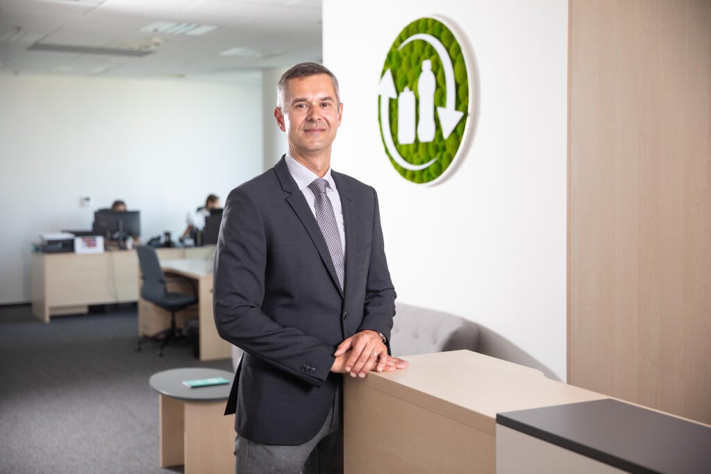 MARIÁN ÁČ, CEO, Správca zálohového systému, Bratislava