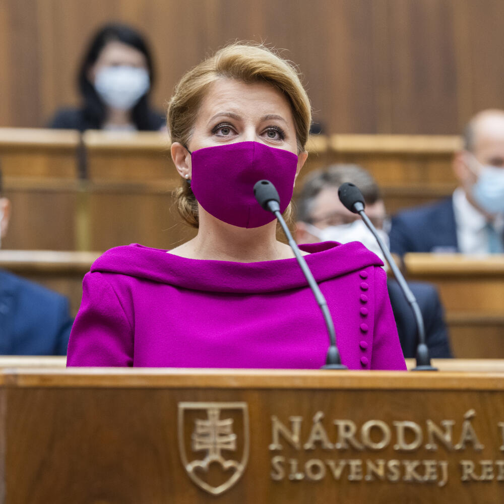 Na Slovensku sa každoročne v parlamente číta správa o stave republiky. Tento rok zožala správa veľkú pochvalu.
