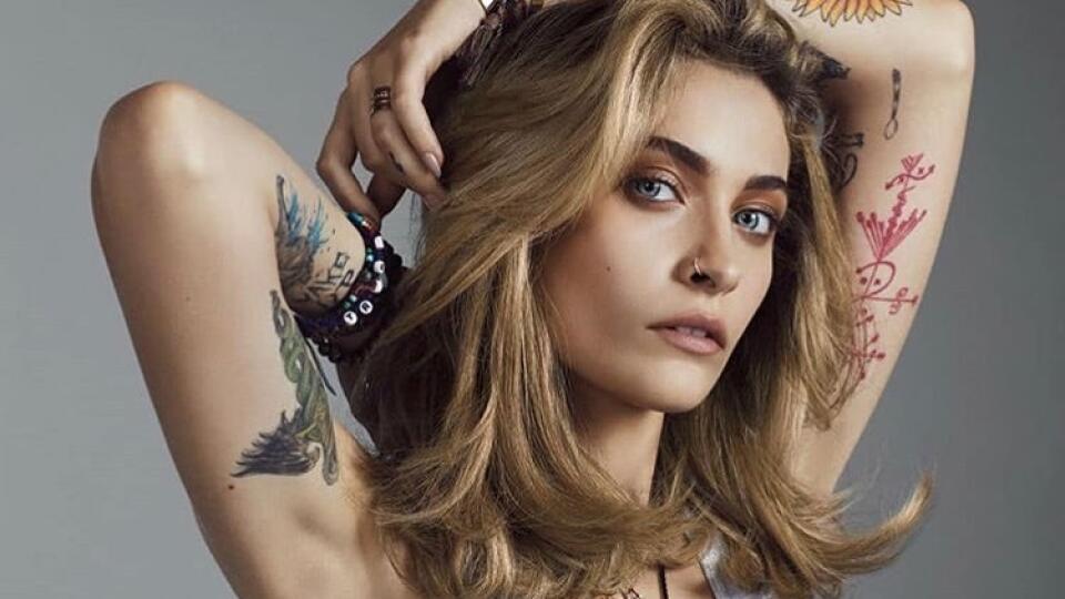 Krásna Paris Jackson sa priznala k vážnym problémom.