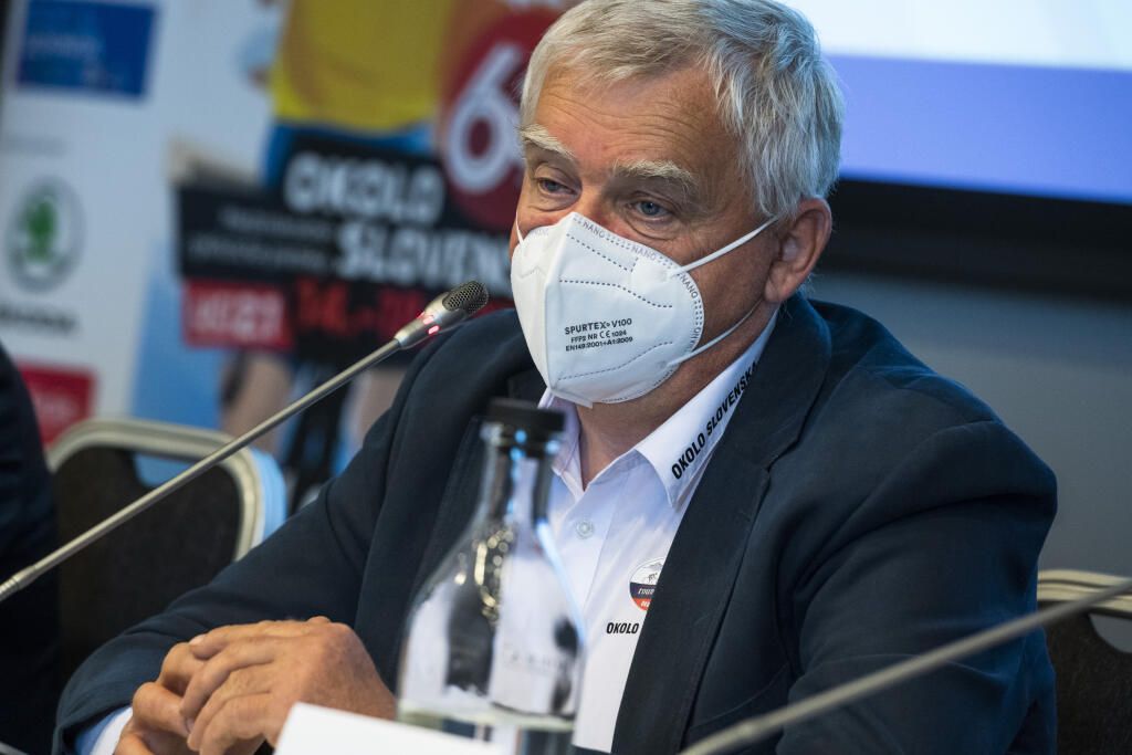 Na snímke športový riaditeľ medzinárodných cyklistických pretekov (MCP) Okolo Slovenska Ľudovít Lučanič počas tlačovej konferencie k 65. ročníku medzinárodných cyklistických pretekov Okolo Slovenska.