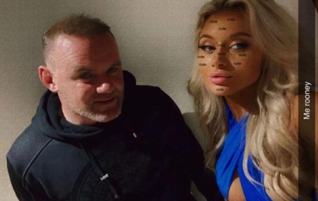 Takéto zábery s Rooneym sa objavili na sociálnych sieťach.