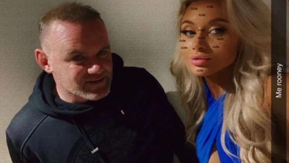 Takéto zábery s Rooneym sa objavili na sociálnych sieťach.