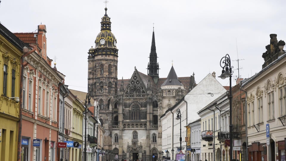 Na snímke Dóm sv. Alžbety v Košiciach 29. januára 2023 počas pripomenutia 30. výročia biskupskej vysviacky predsedu KBS Mons. Bernarda Bobera pri svätej omši. FOTO TASR – František Iván