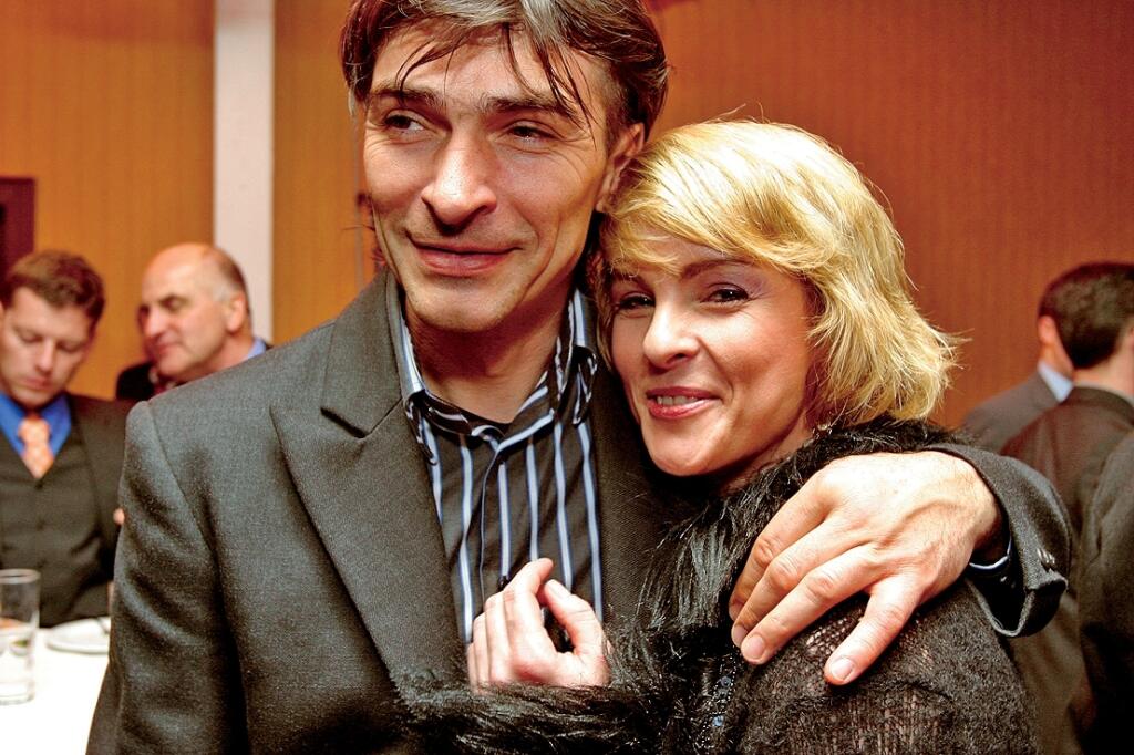 Iveta Bartošová, speváčka, Zdeňek Podhůrsky, herec, moderátor, OTO