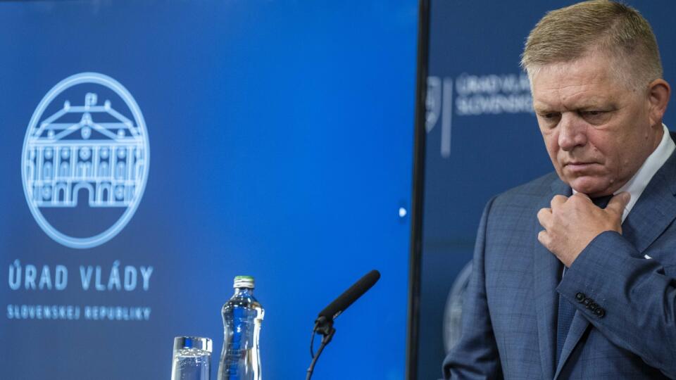 Na snímke predseda vlády SR Robert Fico (Smer-SD) počas tlačovej konferencie na Úrade vlády SR 23. augusta 2024 v Bratislave. FOTO TASR - Jakub Kotian