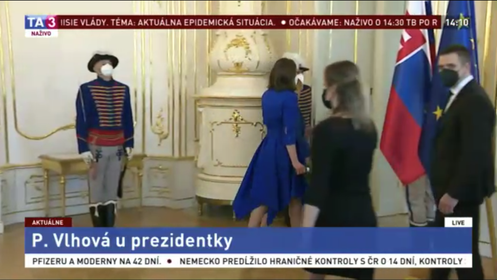 Lyžiarka Petra Vlhová spolu s tímom u prezidentky Zuzany Čaputovej.