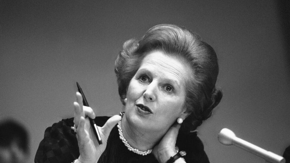 23. jún 1982: Margaret Thatcher počas tlačovej