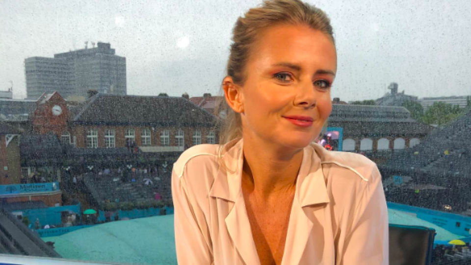 Hantuchová nechábala ani na Wimbledone, na ktorom pútala pozornosť skôr ohromujúcim sexappelom, ako otázkami.