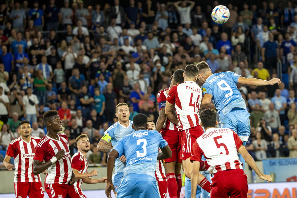 Na Tehelnom poli sa stretol v 3. kole kvalifikácie európskej ligy ŠK Slovan Bratislava a Olympiacos FC.
