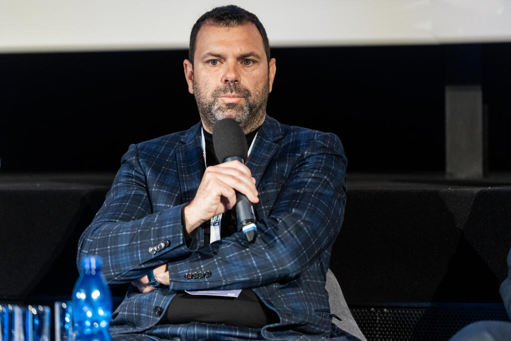 Konferencia organizovaná týždenníkom TREND na tému “Mediálne trendy 2025” v Bratislave. Na snímke Ján Svoboda, generálny riaditeľ TA3.