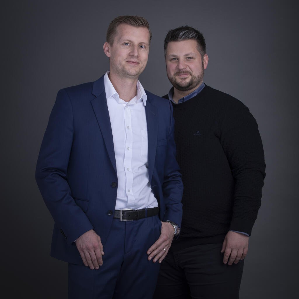 Na snímke je zľava Tomáš Oravec a Miroslav Galousek zo spoločnosti HRGS, ktorá sa zameriava na ozdravovanie spoločností v zmysle reštrukturalizácie a kontrolingu.
