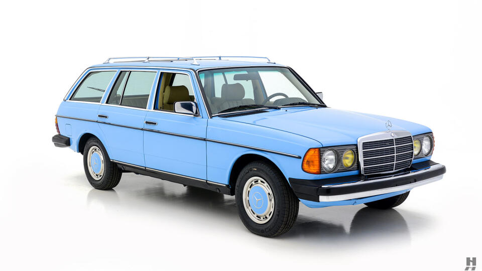 Mercedes-Benz 300 TD (W123).