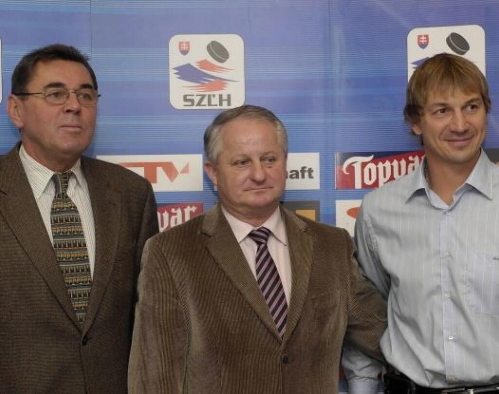 Zľava Václav Nedomanský, Július Šupler a Peter Bondra.