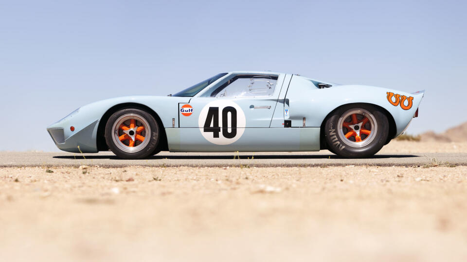 Ford GT40.