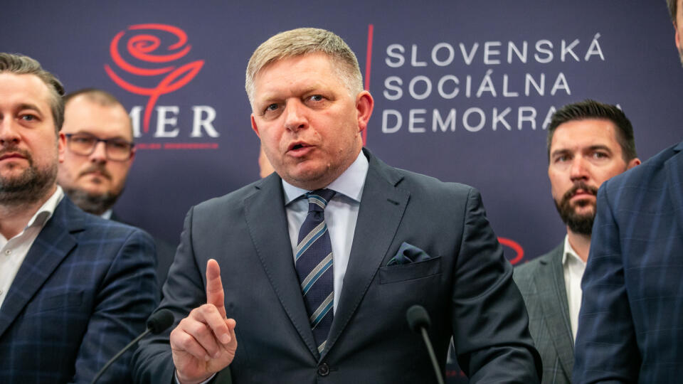 SMER SD party press conference.  The photo shows the chairman of the SMER SD party, Robert Fico. 