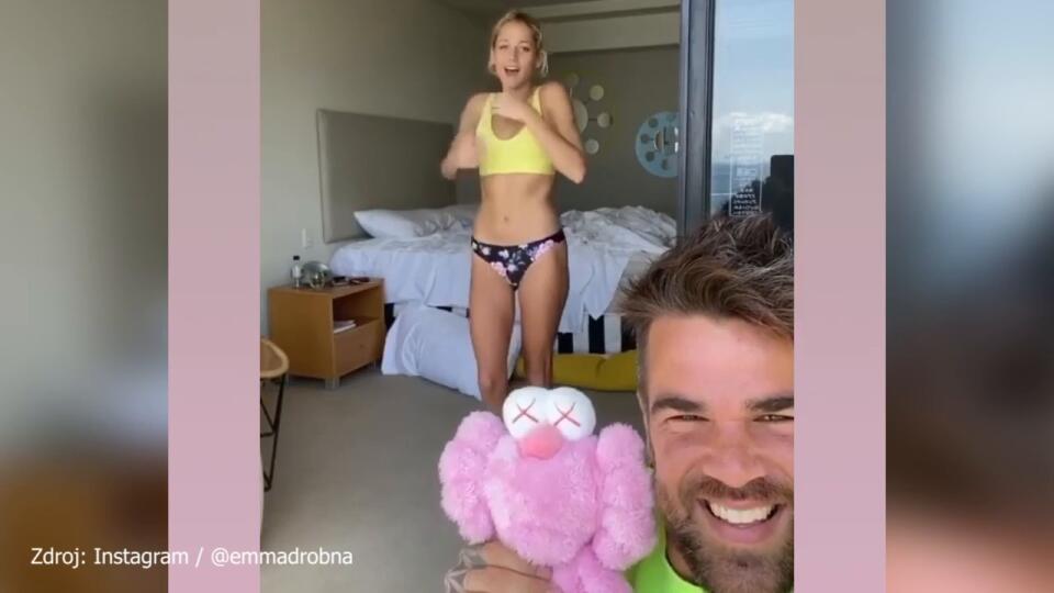 Emma Drobná a športovec Filip Šebo si spolu takto užívajú v Austrálií