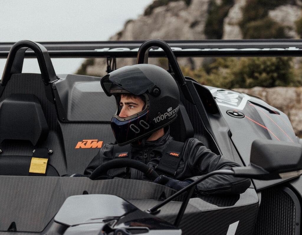 Peter Sagan si vyskúšal nové auto v uliciach aj kopcoch Monaka.